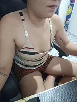 Czat XXX na żywo – pretty_yesha
