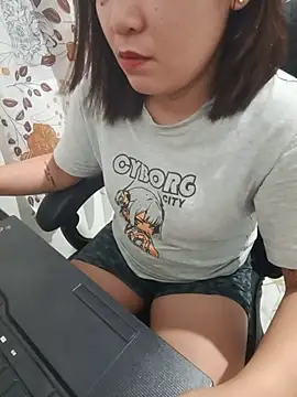 pretty_yesha's Webcam Show