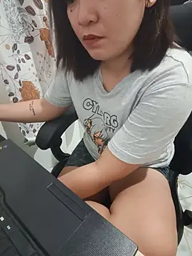 Czat XXX na żywo – pretty_yesha