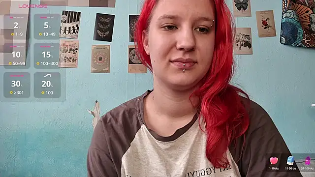 Hailey_Foxy Show in webcam
