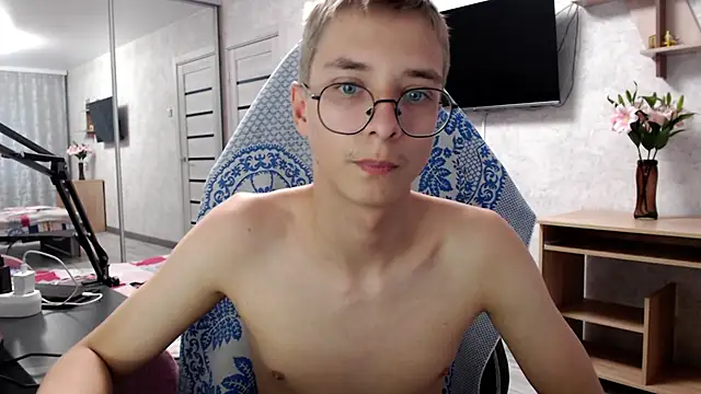glasses_cat Show Webcam