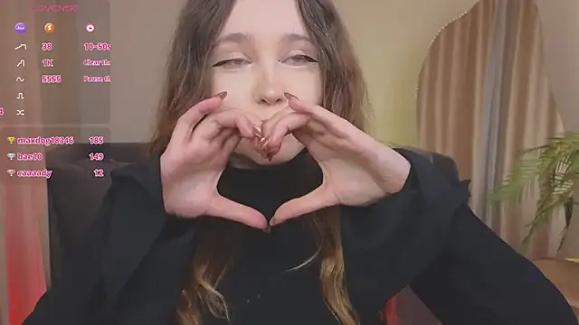 Lina_Glow's Live Chat Room