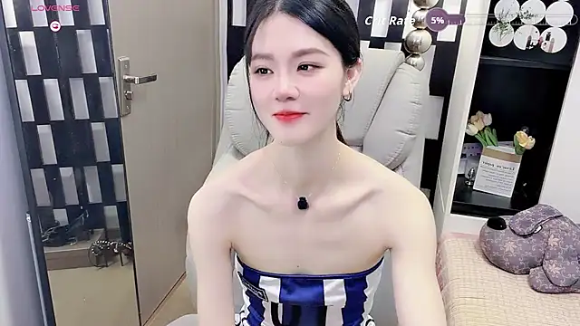 Show de Yueyue-MM na webcam