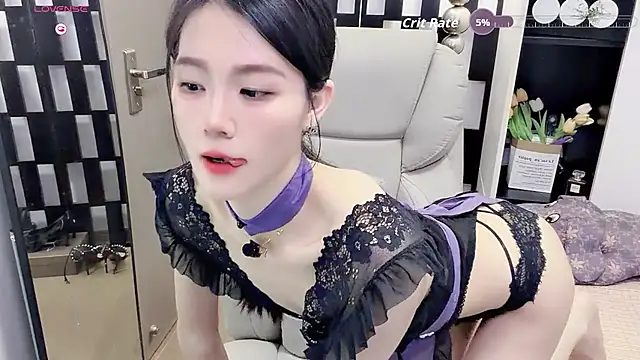 Yueyue-MM 网络视讯表演
