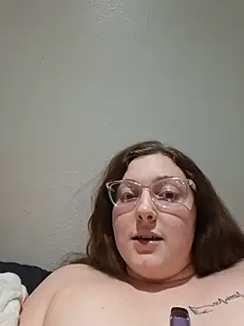 Pokazy przed kamerką – BIG-WHITE-DICK-2001
