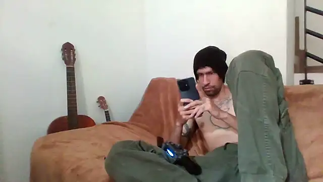 Alejandro92_caliのウェブカメラショー