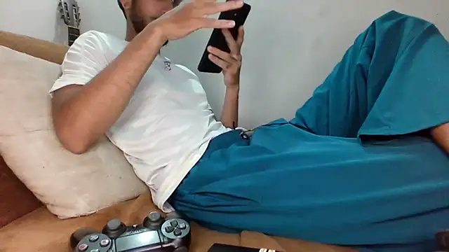 Alejandro92_cali Adlı Modelin Web Kamerası Şovu