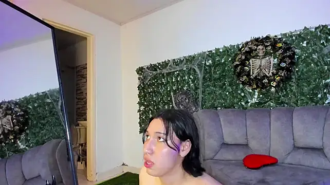 AngelFlexxx: διαδικτυακό σόου στην κάμερα