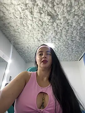 XXX chat uživo modela salo-rousee