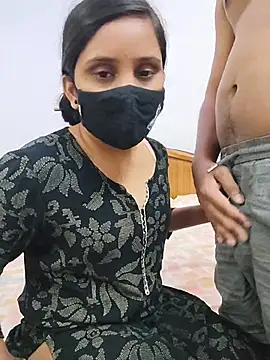 Your___Riya's Live XXX Chat
