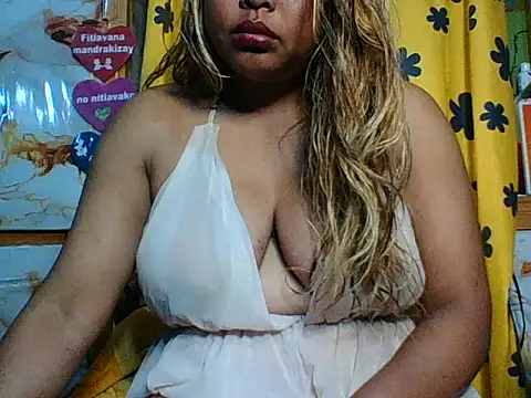 SEXY_METISE – webcam-show