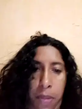 XXX chat uživo modela hotaniani