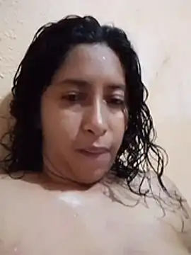 hotaniani's Live XXX Chat