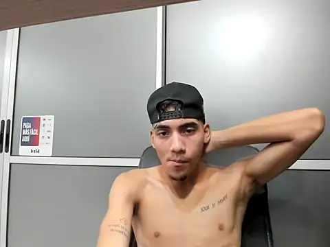 Show modela el_mono_420 na web-kameri