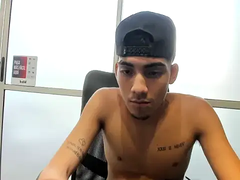 el_mono_420's Webcam Show