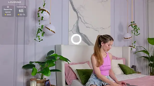 MaryNixon_ Adlı Modelin Canlı XXX Sohbeti