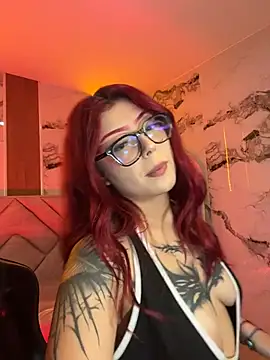 Red_Bunny_v Pertunjukan Webcam