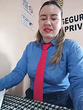 دردشة Hannah-colx الجنسية المباشرة
