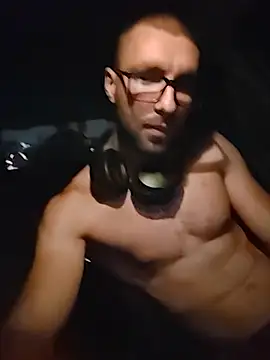 Show modela koddy69 na web-kameri