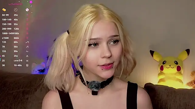Chatroom XXX en direct de RavenKitten_