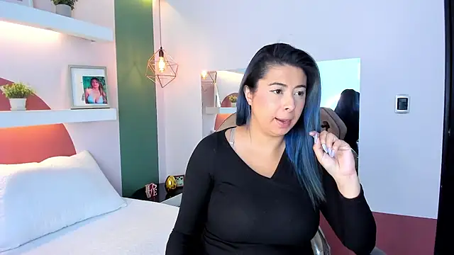 ValeryBoobs1 网络视讯表演