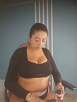 ValeryBoobs1 网络视讯表演