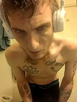 jizzyglizzy92's Webcam Show