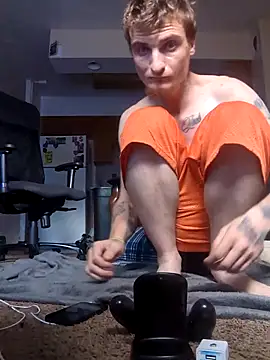 jizzyglizzy92's Webcam Show