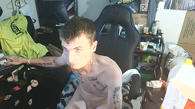 Pokazy przed kamerką – jizzyglizzy92