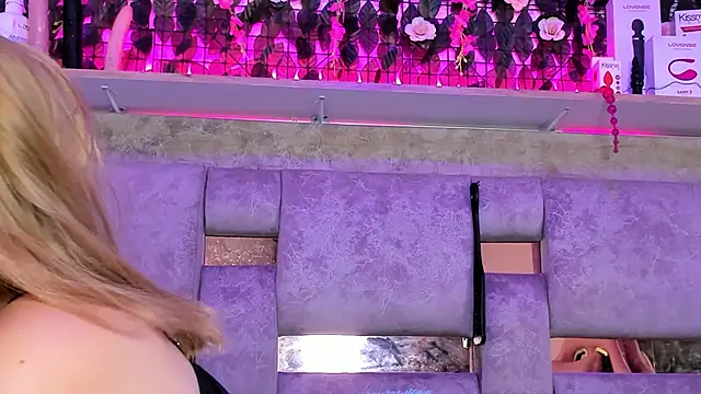 Chatroom XXX en direct de Natasha-Adams