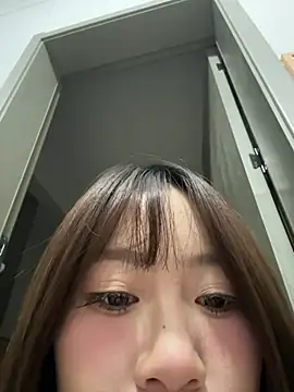 xiaoyalaoshiのウェブカメラショー