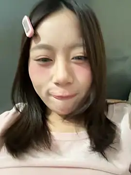 xiaoyalaoshi's Webcam Show
