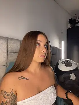 Chat XXX ao vivo de AnnyLopezzz_