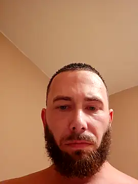 AnguishedGoody1 Show in webcam