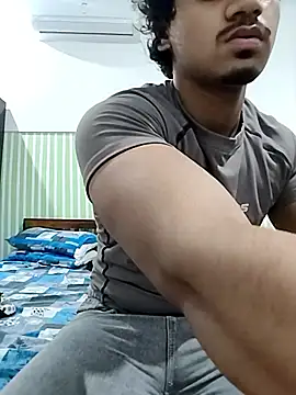 Goodmens5's Webcam Show