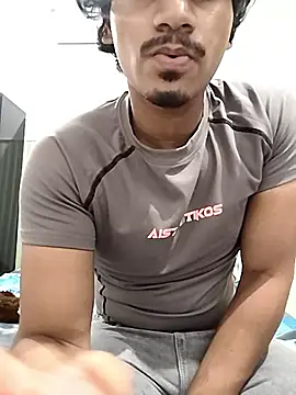 Goodmens5's Webcam Show