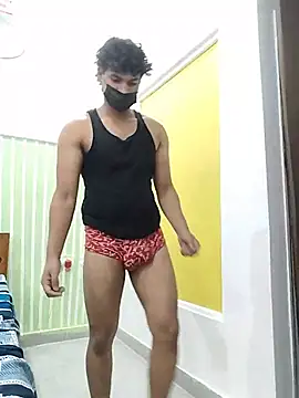 Show modela Goodmens5 na web-kameri