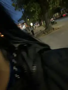 AlannaEvonsのウェブカメラショー