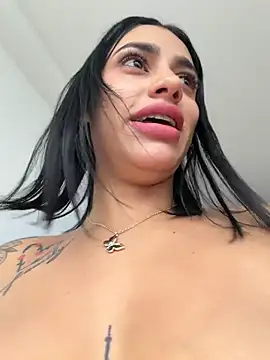 AlannaEvons Adlı Modelin Web Kamerası Şovu