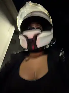AlannaEvons webcam show