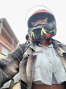 โชว์เว็บแคมของ Mia_Risky-1