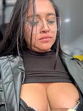 Mia_Risky-1 웹캠 쇼
