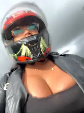 Mia_Risky-1 – webcam-show