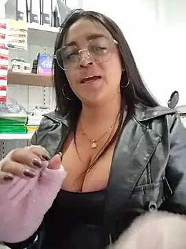 โชว์เว็บแคมของ Mia_Risky-1