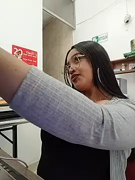 Mia_Risky-1's Webcam Show