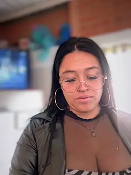Pokazy przed kamerką – Outdoors-Mia_Khalifa