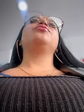 Outdoors-Mia_Khalifa Webcam-Show