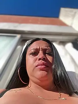 Pokazy przed kamerką – Outdoors-Mia_Khalifa