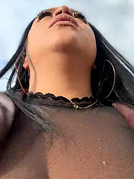 Outdoors-Mia_Khalifa Webcam-Show