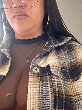 Outdoors-Mia_Khalifa Pertunjukan Webcam